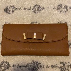 Like-New Michael Kors Wallet - Luggage Color